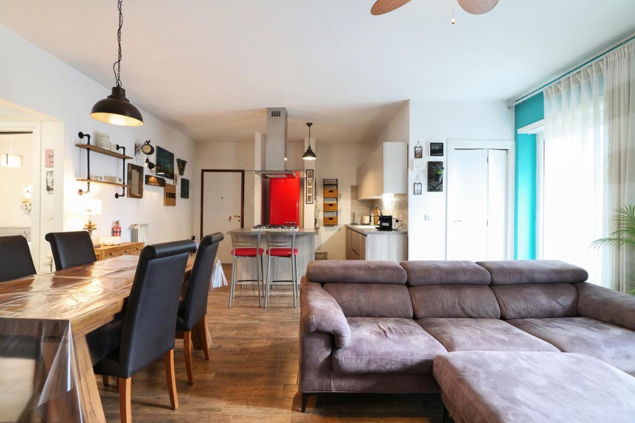 Mila Apartments Battista ミラノ エクステリア 写真