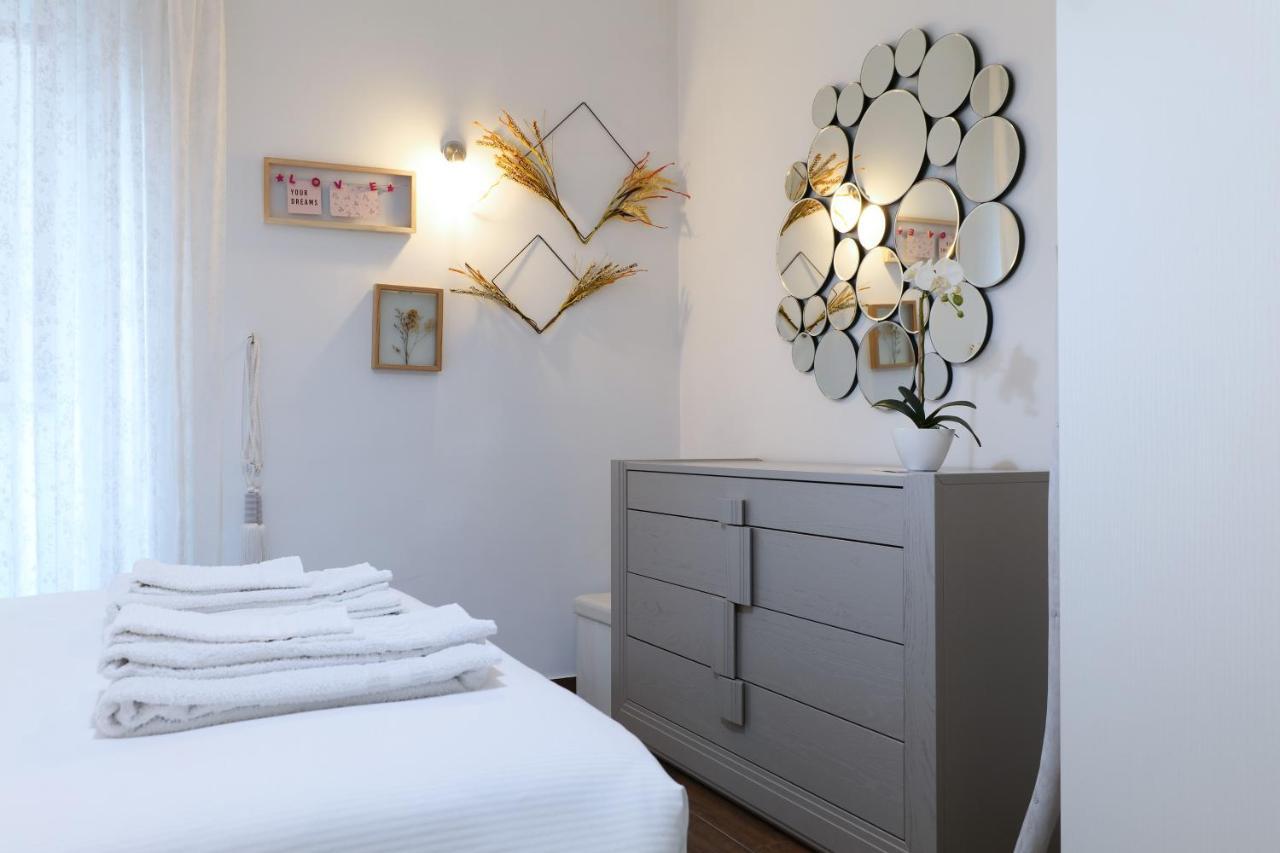 Mila Apartments Battista ミラノ エクステリア 写真