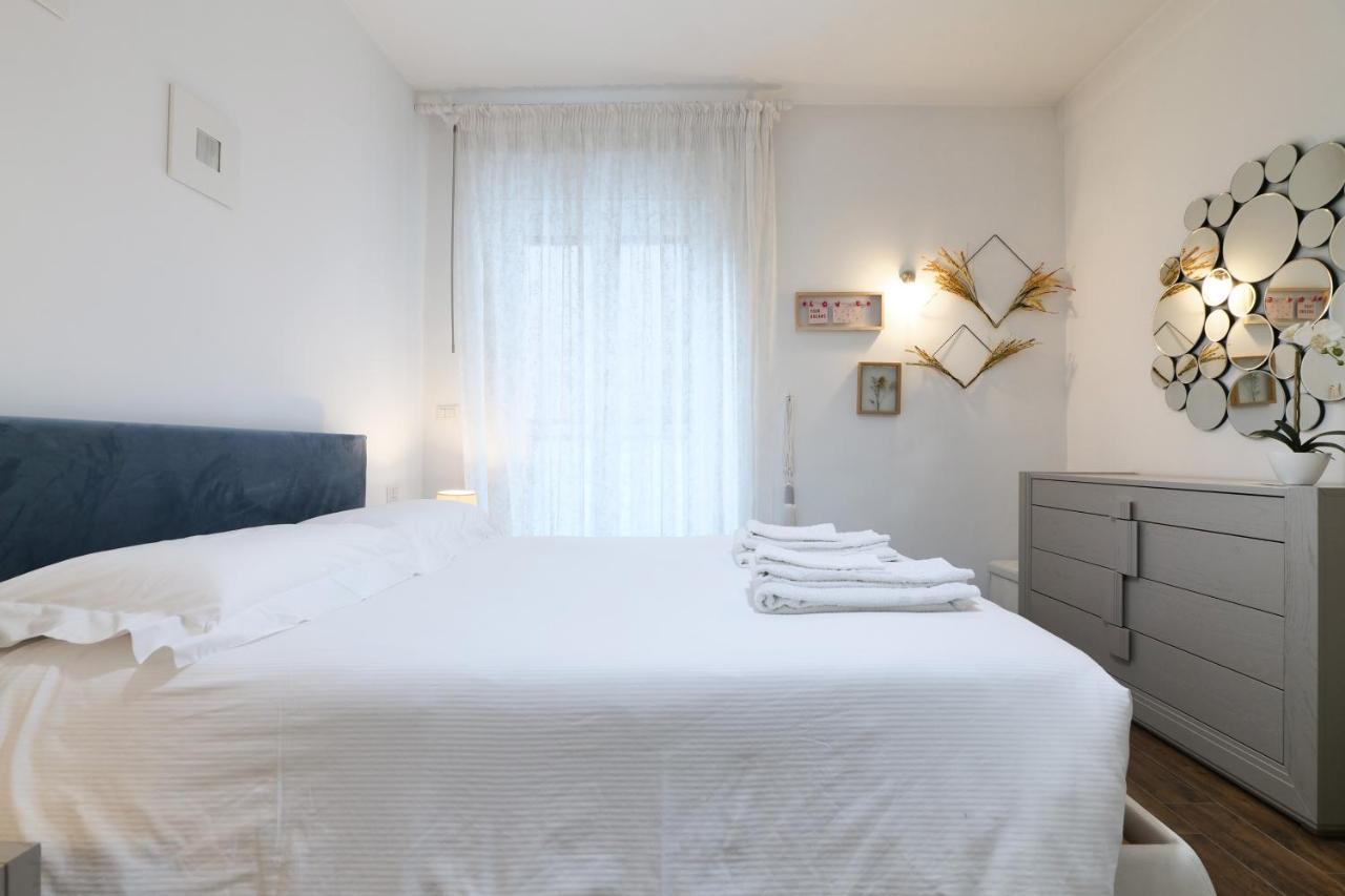 Mila Apartments Battista ミラノ エクステリア 写真