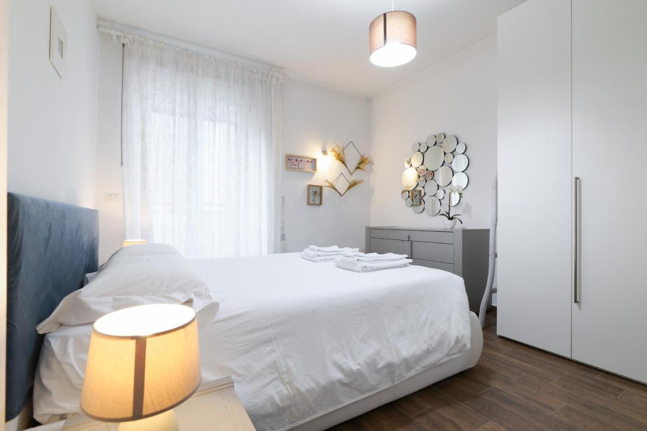 Mila Apartments Battista ミラノ エクステリア 写真